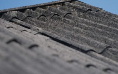 Comment une Entreprise de toiture dans les Yvelines prolonge-t-elle la durée de vie d’une toiture ?