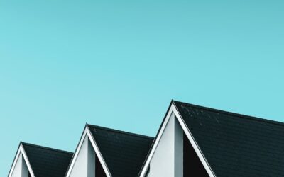 Un Nettoyage toiture 78 est-il conseillé avant l’été ?